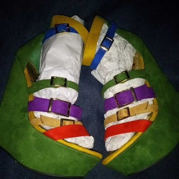 KAYLEEN " ALL ABOUT THE MULTI " Strappy Wedge Sandal - Picture 1 of 2